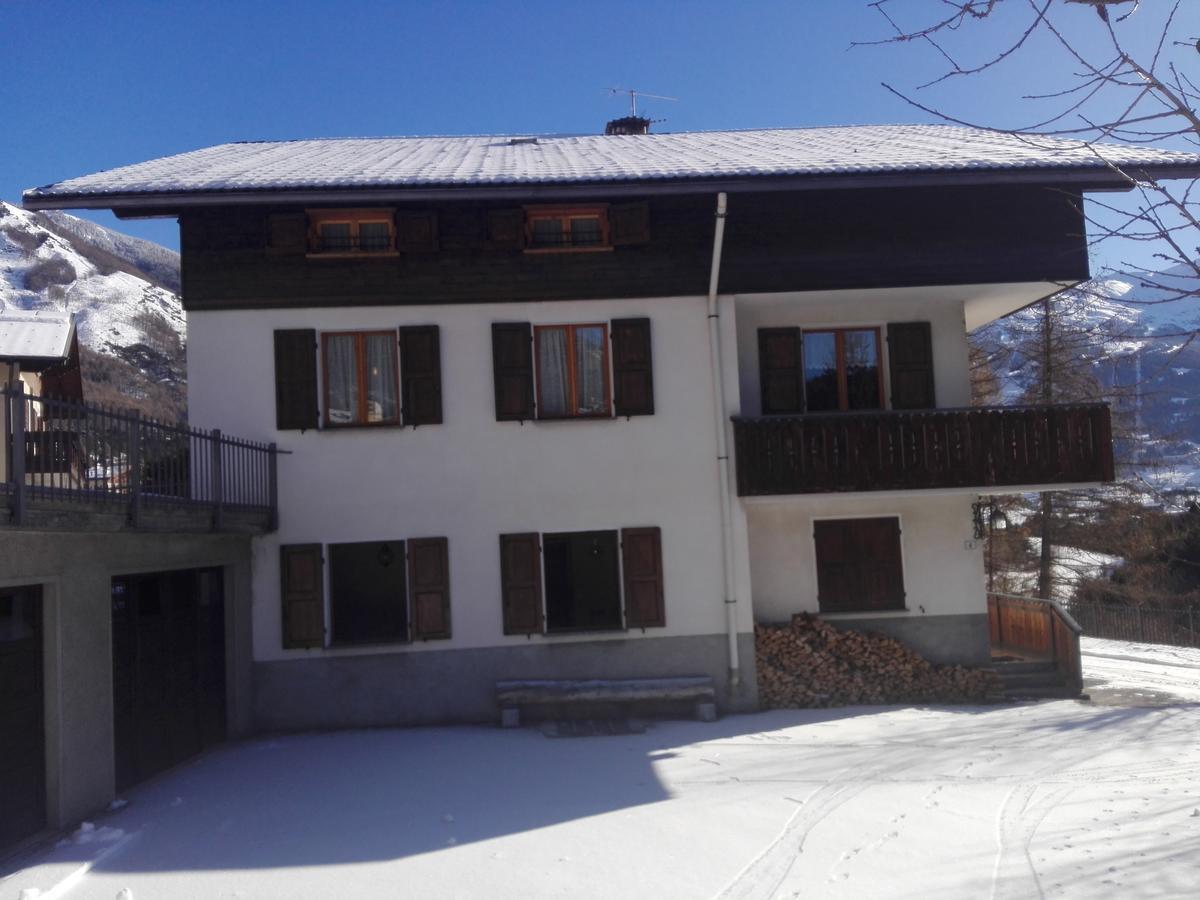 Chalet Bianco Premadio Esterno foto